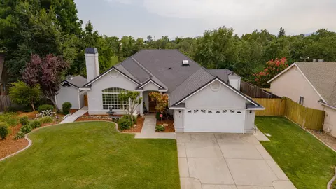 5857 Diamond Ridge Dr, Redding, CA 96003 photo 1