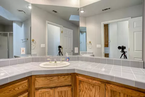 5857 Diamond Ridge Dr, Redding, CA 96003 photo 15