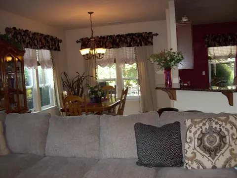 4857 Lofty Oak Dr, Redding, CA 96002 photo 10