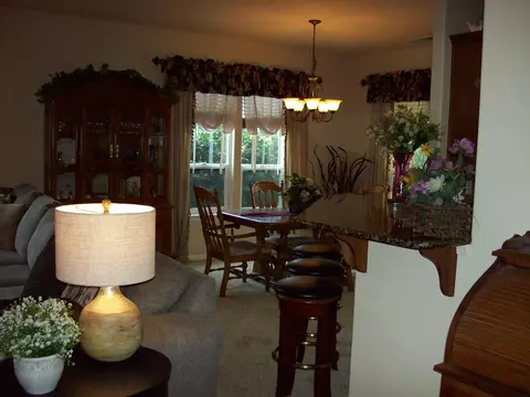 4857 Lofty Oak Dr, Redding, CA 96002 photo 9