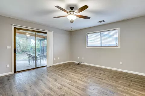 322 Rosewood Dr, Redding, CA 96003 photo 13