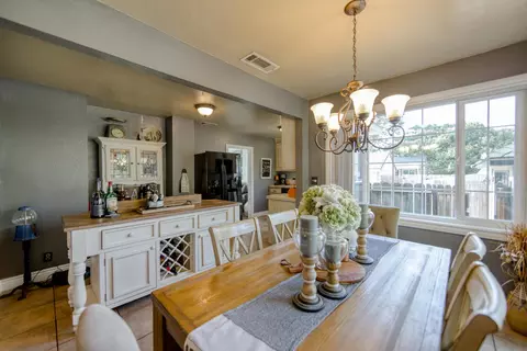 2253 California St, Redding, CA 96001 photo 8