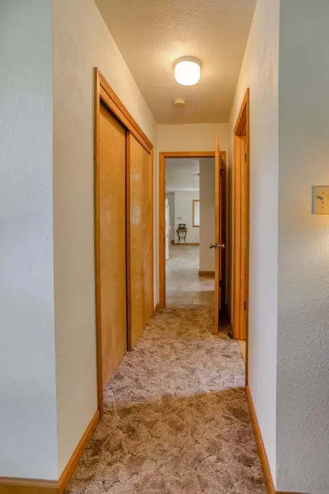 3012 Birch Way, Redding, CA 96002 photo 8