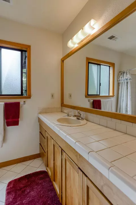 3012 Birch Way, Redding, CA 96002 photo 11