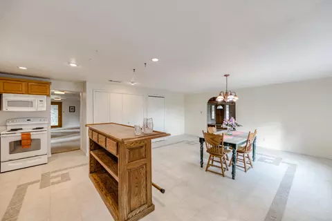 4832 Balls Ferry Rd, Anderson, CA 96007 photo 9
