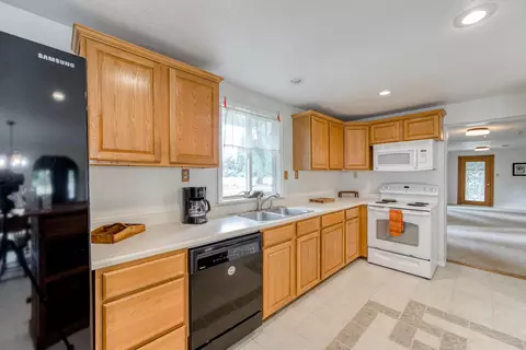 4832 Balls Ferry Rd, Anderson, CA 96007 photo 11