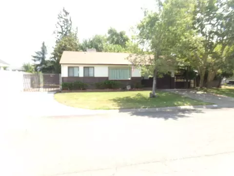 820 Dumosa Dr, Red Bluff, CA 96080 photo 4