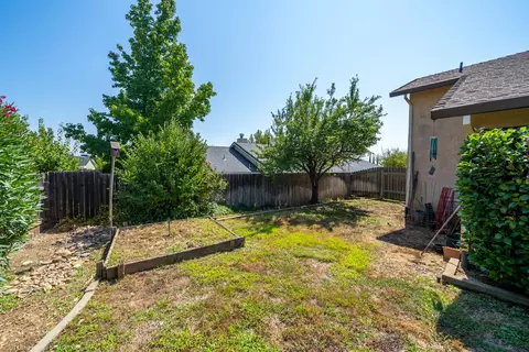 2799 Summerbreeze Pl, Redding, CA 96001 photo 37