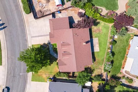 2799 Summerbreeze Pl, Redding, CA 96001 photo 7