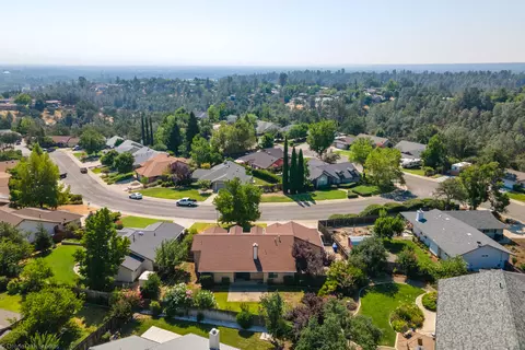 2799 Summerbreeze Pl, Redding, CA 96001 photo 41