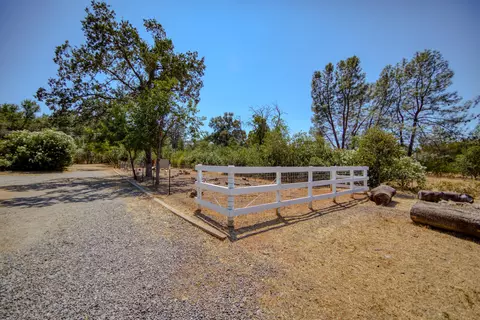 20105 Lupine Dr, Redding, CA 96002 photo 40