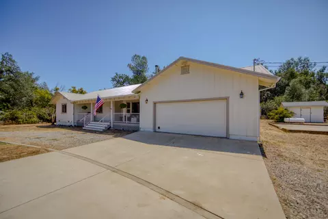 20105 Lupine Dr, Redding, CA 96002 photo 1