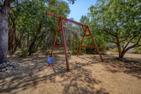 20105 Lupine Dr, Redding, CA 96002 photo 42