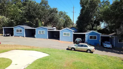 4070 Railroad Ave, Redding, CA 96001 photo 2
