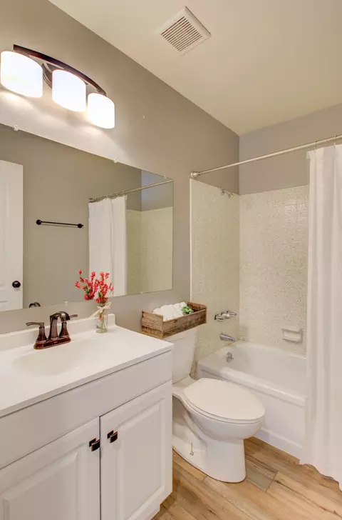 1325 Riviera Dr, Redding, CA 96001 photo 13