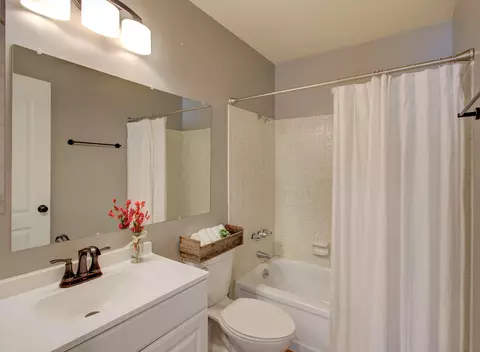 1325 Riviera Dr, Redding, CA 96001 photo 14
