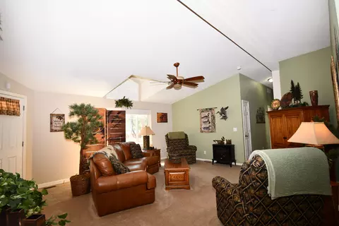 39946 Pumice Dr, Cassel, CA 96016 photo 5