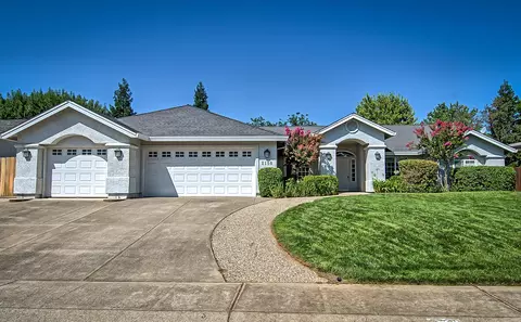 2150 Adirondack Dr, Redding, CA 96001 photo 1