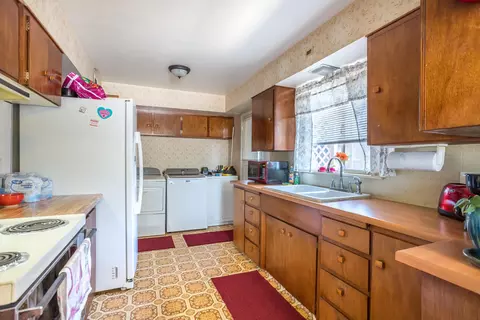 3726 Yuletide Ave, Redding, CA 96003 photo 10