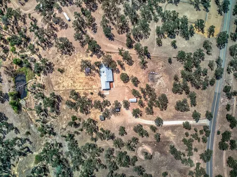 13166 Gas Point Rd, Igo, CA 96047 photo 2
