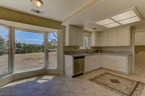13166 Gas Point Rd, Igo, CA 96047 photo 4