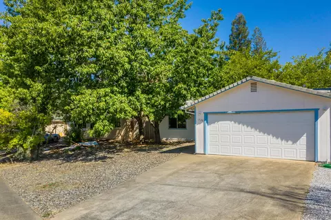 1726 Lazelle Ct, Redding, CA 96002 photo 20