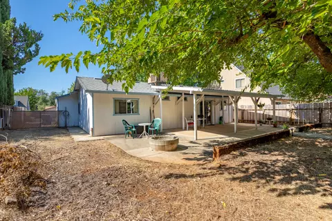 1726 Lazelle Ct, Redding, CA 96002 photo 15