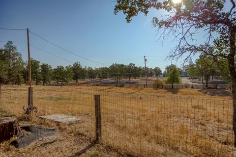 10546 Green Oaks Ln, Redding, CA 96003 photo 43