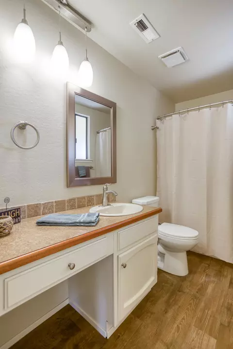 10546 Green Oaks Ln, Redding, CA 96003 photo 18