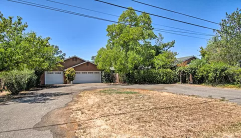11718 Woggon Ln, Redding, CA 96003 photo 3