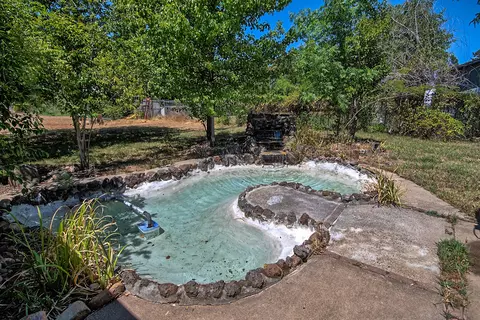 11718 Woggon Ln, Redding, CA 96003 photo 7