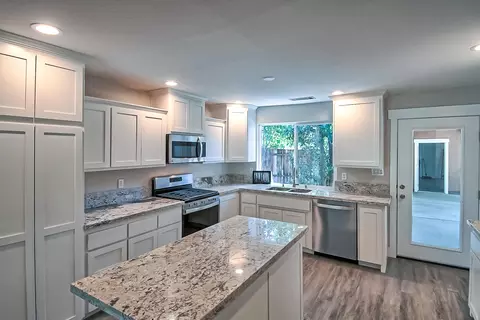 11718 Woggon Ln, Redding, CA 96003 photo 14