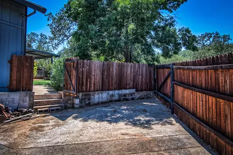 1210 Pueblo Ct, Redding, CA 96001 photo 42