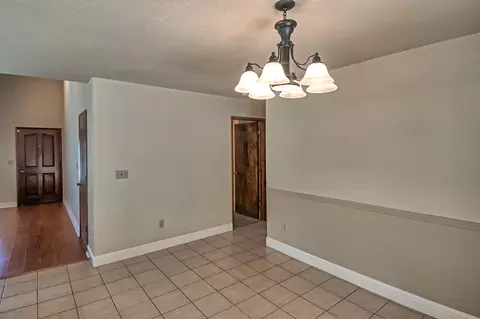 1210 Pueblo Ct, Redding, CA 96001 photo 15