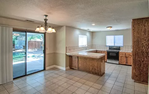 1210 Pueblo Ct, Redding, CA 96001 photo 23