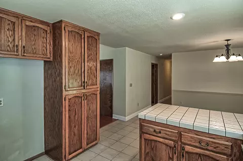 1210 Pueblo Ct, Redding, CA 96001 photo 11