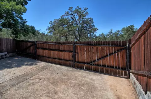 1210 Pueblo Ct, Redding, CA 96001 photo 41
