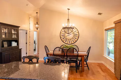 11473 Wales Dr, Redding, CA 96003 photo 7