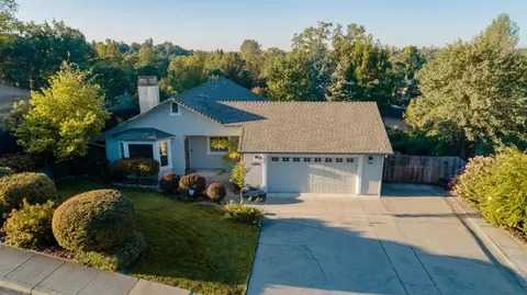 11473 Wales Dr, Redding, CA 96003 photo 1