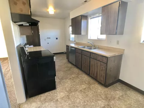 2857 June St, Redding, CA 96002 photo 14