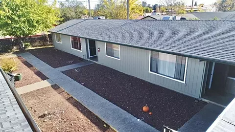 2857 June St, Redding, CA 96002 photo 6