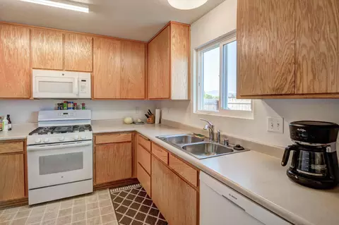 16893 Cape Cod Dr, Redding, CA 96003 photo 8