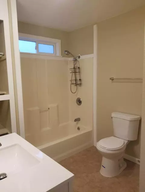 6937 Skyway St, Redding, CA 96002 photo 6