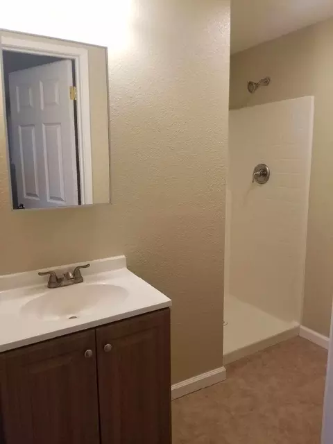 6937 Skyway St, Redding, CA 96002 photo 12