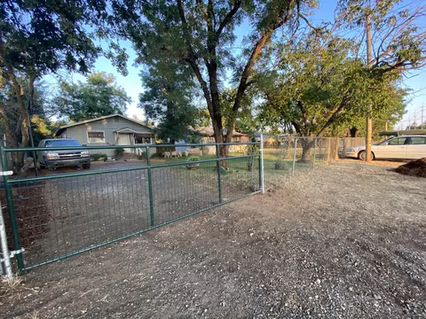 6937 Skyway St, Redding, CA 96002 photo 10