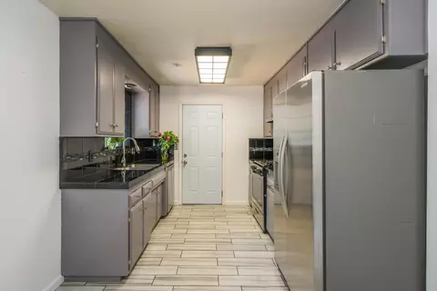 2085 Deimos Ct, Redding, CA 96002 photo 5