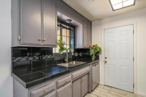 2085 Deimos Ct, Redding, CA 96002 photo 6