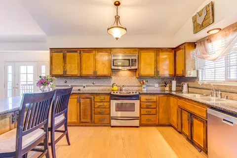 7795 Castle View Ln, Redding, CA 96001 photo 12