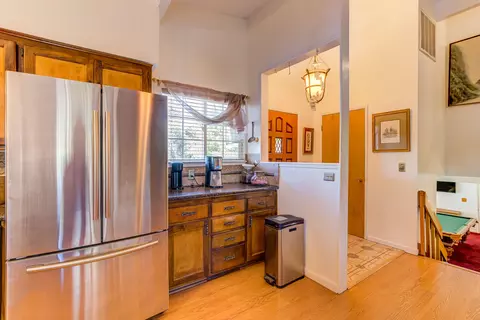 7795 Castle View Ln, Redding, CA 96001 photo 6