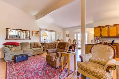 7795 Castle View Ln, Redding, CA 96001 photo 7